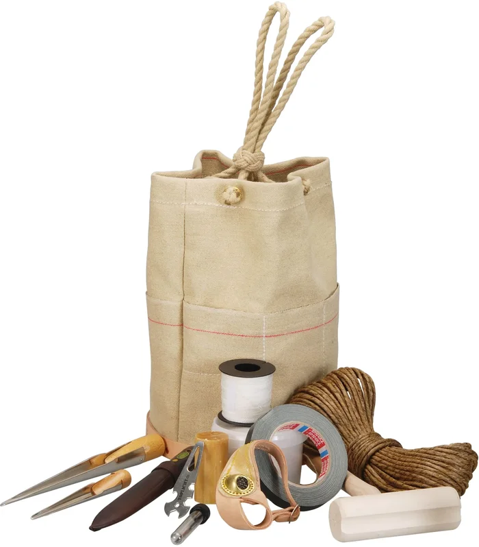 Rigger’s bag with tools