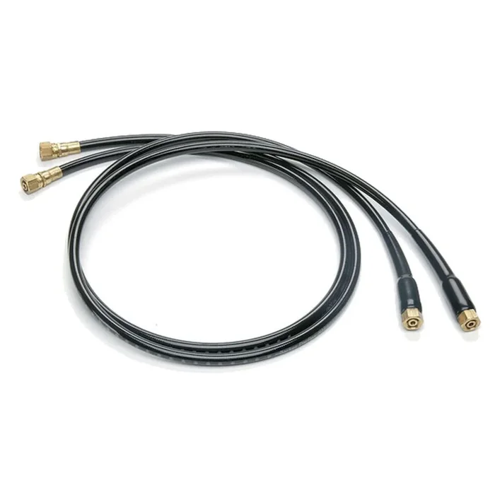 TWO FLEXIBLE HOSES 24FT